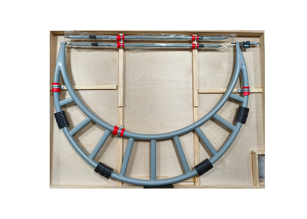 900-1000mm Electronic Outside Micrometer with Adjustable Anvils for Wide Outside Measurement