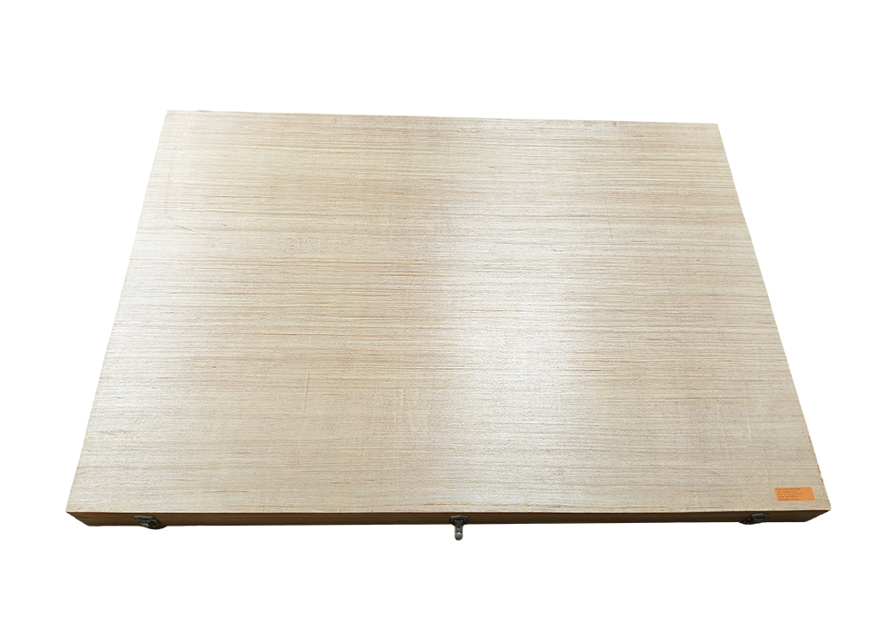 900-1000mm Electronic Outside Micrometer with Adjustable Anvils for Wide Outside Measurement