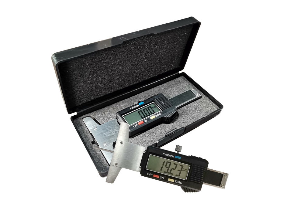 Digital Depth Gauge 0-30mm Thin Rod Design for Narrow Groove Measurement
